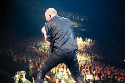 Stan Van Samang in't Groot @ Sportpaleis, picture 3, photographed by Dimitri Vanlommel - FrontView Magazine