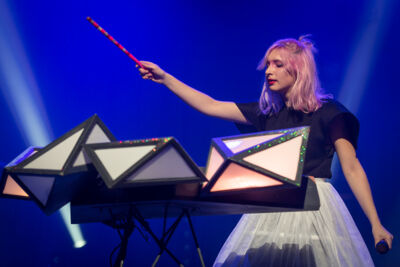 Alice On The Roof @ Ancienne Belgique, picture 5, photographed by Jan van Hecke - FrontView Magazine