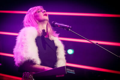 Alice On The Roof @ Ancienne Belgique, picture 21, photographed by Jan van Hecke - FrontView Magazine