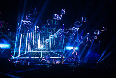 Clouseau danst @ Sportpaleis, picture 26, photographed by Dimitri Vanlommel - FrontView Magazine