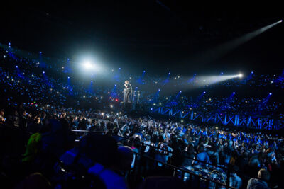 Clouseau danst @ Sportpaleis, picture 51, photographed by Dimitri Vanlommel - FrontView Magazine