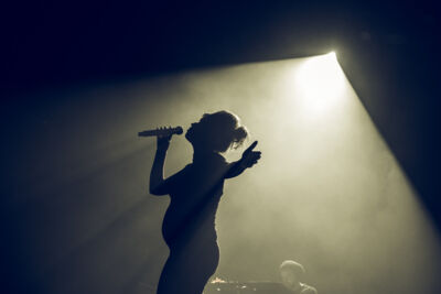 Selah Sue @ 013, picture 2, photographed by Dorien Goetschalckx - FrontView Magazine