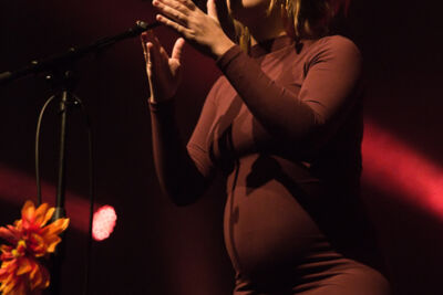 Selah Sue @ 013, picture 5, photographed by Dorien Goetschalckx - FrontView Magazine