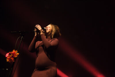 Selah Sue @ 013, picture 7, photographed by Dorien Goetschalckx - FrontView Magazine