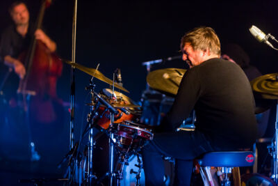 Melanie De Biasio @ C-Mine, picture 5, photographed by Kristof Hayen - FrontView Magazine