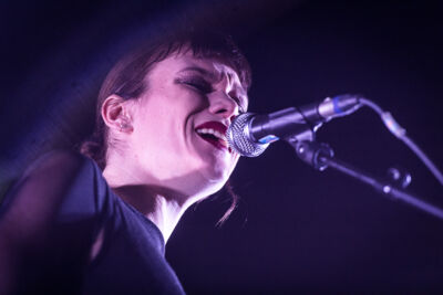Trixie Whitley @ Het Depot, picture 4, photographed by Jan van Hecke - FrontView Magazine