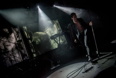 Dive @ Bimfest, foto 9, foto's door Luc Luyten - FrontView Magazine