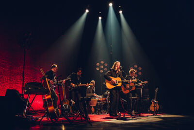 The Scabs Unplugged Power Off @ Ancienne Belgique, picture 7, photographed by Elke Briers - FrontView Magazine