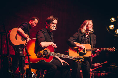 The Scabs Unplugged Power Off @ Ancienne Belgique, picture 16, photographed by Elke Briers - FrontView Magazine