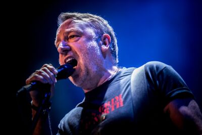 Peter Hook & the Light @ Depot Leuven, picture 4, photographed by Luc Luyten - FrontView Magazine