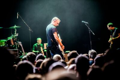 Peter Hook & the Light @ Depot Leuven, picture 16, photographed by Luc Luyten - FrontView Magazine