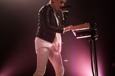 Tegan and Sara @ Trix, picture 16, photographed by Dieter  Boone - FrontView Magazine