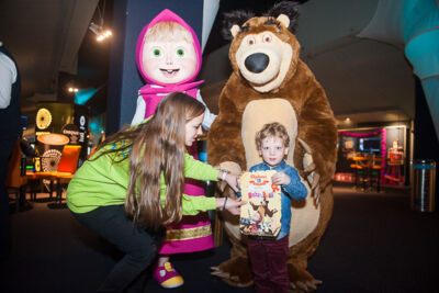 Première Masha en de Beer naar de bioscoop! @ Kinepolis Antwerpen, picture 14, photographed by Goele Bormans - FrontView Magazine