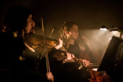 Leonore + Along a Line jong talent on stage, picture 30, photographed by Raf Degeest - FrontView Magazine