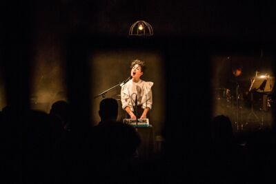 Leonore + Along a Line jong talent on stage, picture 48, photographed by Raf Degeest - FrontView Magazine