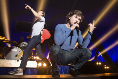 Lukas Graham @ Lotto Arena, picture 10, photographed by Dorien Goetschalckx - FrontView Magazine