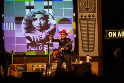 Elvis Costello @ De Roma, picture 6, photographed by Marc Verdonck - FrontView Magazine