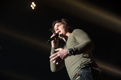 Lukas Graham @ 013, picture 1, photographed by Dorien Goetschalckx - FrontView Magazine