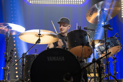 Lukas Graham @ 013, picture 2, photographed by Dorien Goetschalckx - FrontView Magazine