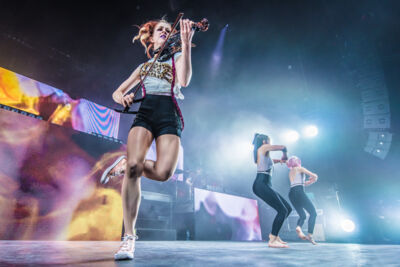 Lindsey Stirling @ 013, picture 15, photographed by Dave van Hout - FrontView Magazine