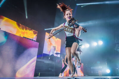 Lindsey Stirling @ 013, picture 17, photographed by Dave van Hout - FrontView Magazine