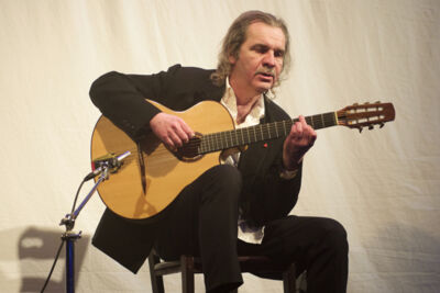 De lente start op 21 maart in Nazareth., picture 40, photographed by Bart Baevegems - FrontView Magazine