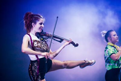 Lindsey Stirling @ Stadsschouwburg, foto 18, foto's door Jef Peeters - FrontView Magazine