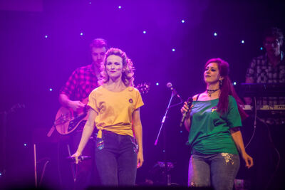 Musical zingt 90's @ theater Elckerlyc, picture 5, photographed by Goele Bormans - FrontView Magazine