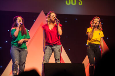 Musical zingt 90's @ theater Elckerlyc, picture 10, photographed by Goele Bormans - FrontView Magazine
