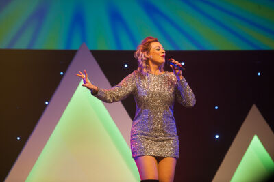 Musical zingt 90's @ theater Elckerlyc, picture 28, photographed by Goele Bormans - FrontView Magazine