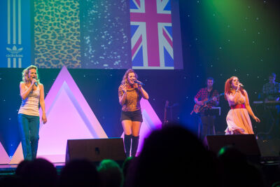 Musical zingt 90's @ theater Elckerlyc, picture 72, photographed by Goele Bormans - FrontView Magazine