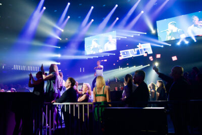 MNM Back to the 90's & 00's 2017 @ Sportpaleis, picture 98, photographed by Bart Baevegems - FrontView Magazine