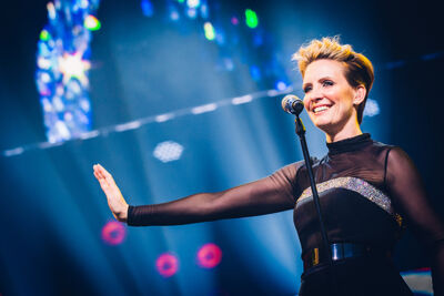 I love the 90's @ Ethias Arena, picture 41, photographed by Elke Briers - FrontView Magazine