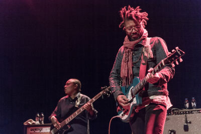 Meshell Ndegeocello + Roselien @ Het Depot, picture 6, photographed by Jan van Hecke - FrontView Magazine