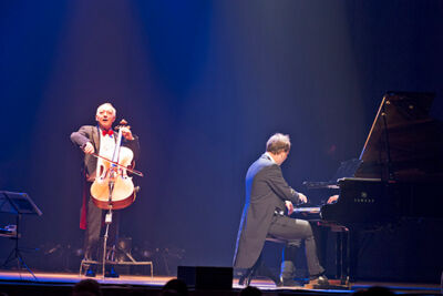 De Frivole Framboos @ De Roma, picture 1, photographed by dirk janssens - FrontView Magazine