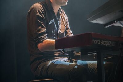 Arno @ Het Depot, picture 6, photographed by Luc Luyten - FrontView Magazine