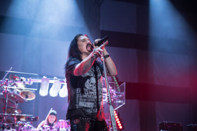 Dream Theater - Images, Words & Beyond @ Lotto Arena, picture 4, photographed by Tom Vanduffel - FrontView Magazine