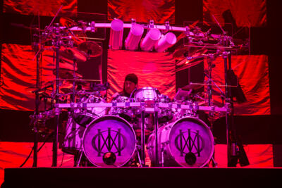 Dream Theater - Images, Words & Beyond @ Lotto Arena, picture 6, photographed by Tom Vanduffel - FrontView Magazine