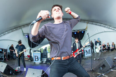 Boston Manor @ Groezrock 2017, picture 3, photographed by Dorien Goetschalckx - FrontView Magazine