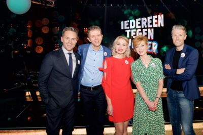 iedereen tegen kanker live show @ videohouse Studio 7, foto 6, foto's door Bart Baevegems - FrontView Magazine