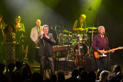 Soulsister @ De Casino, picture 8, photographed by dirk janssens - FrontView Magazine