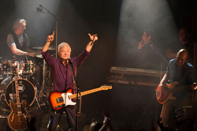 Soulsister @ De Casino, picture 11, photographed by dirk janssens - FrontView Magazine