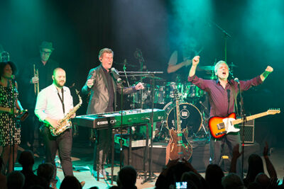 Soulsister @ De Casino, picture 17, photographed by dirk janssens - FrontView Magazine
