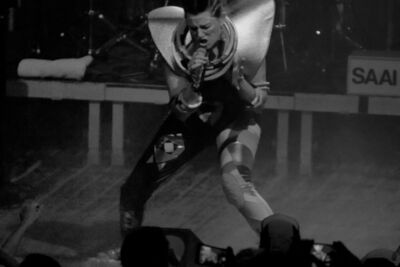 Kenji Minogue @ Vooruit, picture 1, photographed by Bart Baevegems - FrontView Magazine