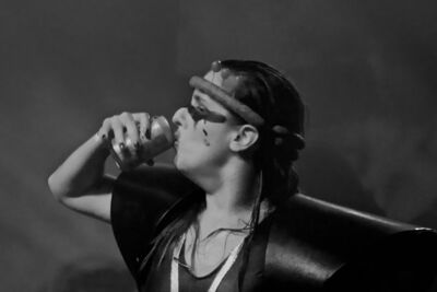 Kenji Minogue @ Vooruit, picture 6, photographed by Bart Baevegems - FrontView Magazine