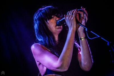 Evi Vine @ Depot Leuven, picture 11, photographed by Luc Luyten - FrontView Magazine