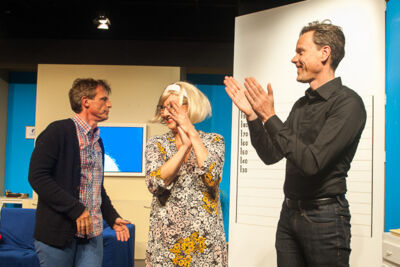 Première De Bonobo's EWT Deurne, foto 5, foto's door Goele Bormans - FrontView Magazine