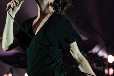 The Kooks @ Ancienne Belgique, picture 3, photographed by Edwin Houdevelt - FrontView Magazine