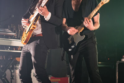 The Kooks @ Ancienne Belgique, picture 21, photographed by Edwin Houdevelt - FrontView Magazine