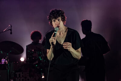 The Kooks @ Ancienne Belgique, picture 22, photographed by Edwin Houdevelt - FrontView Magazine